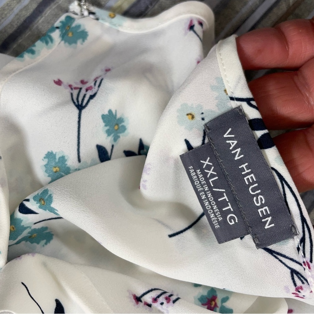 Van Heusen Cream Floral Blouse - Picture 2 of 3